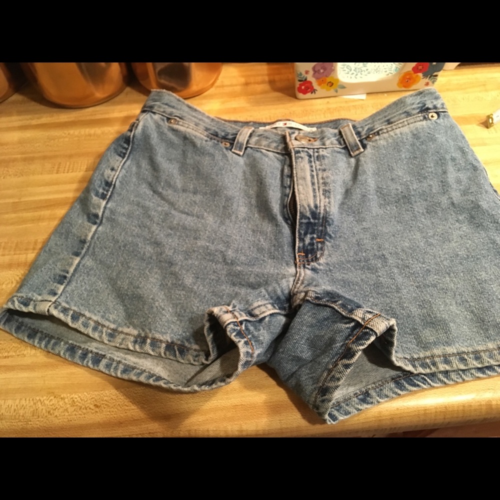 Vintage High Rise Tommy Hilfiger Denim Shorts